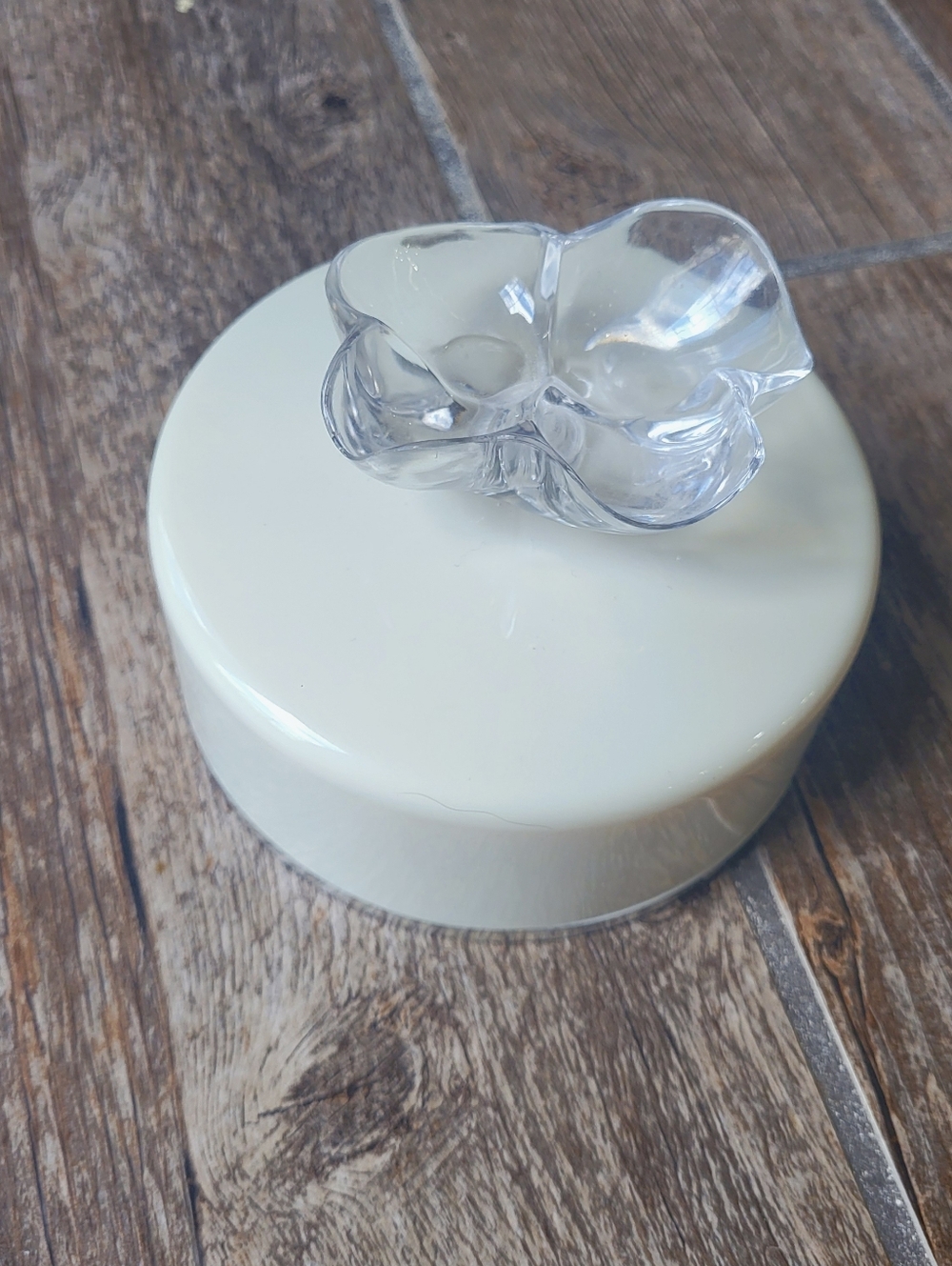 VTG Oscar de la Renta Perfumed Dusting Powder sized 5.3 oz Made in USA Partial